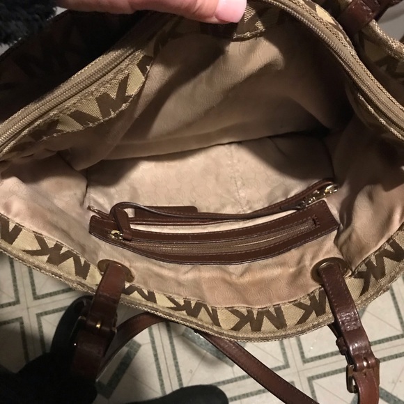 used micheal korn purse - Picture 3 of 4